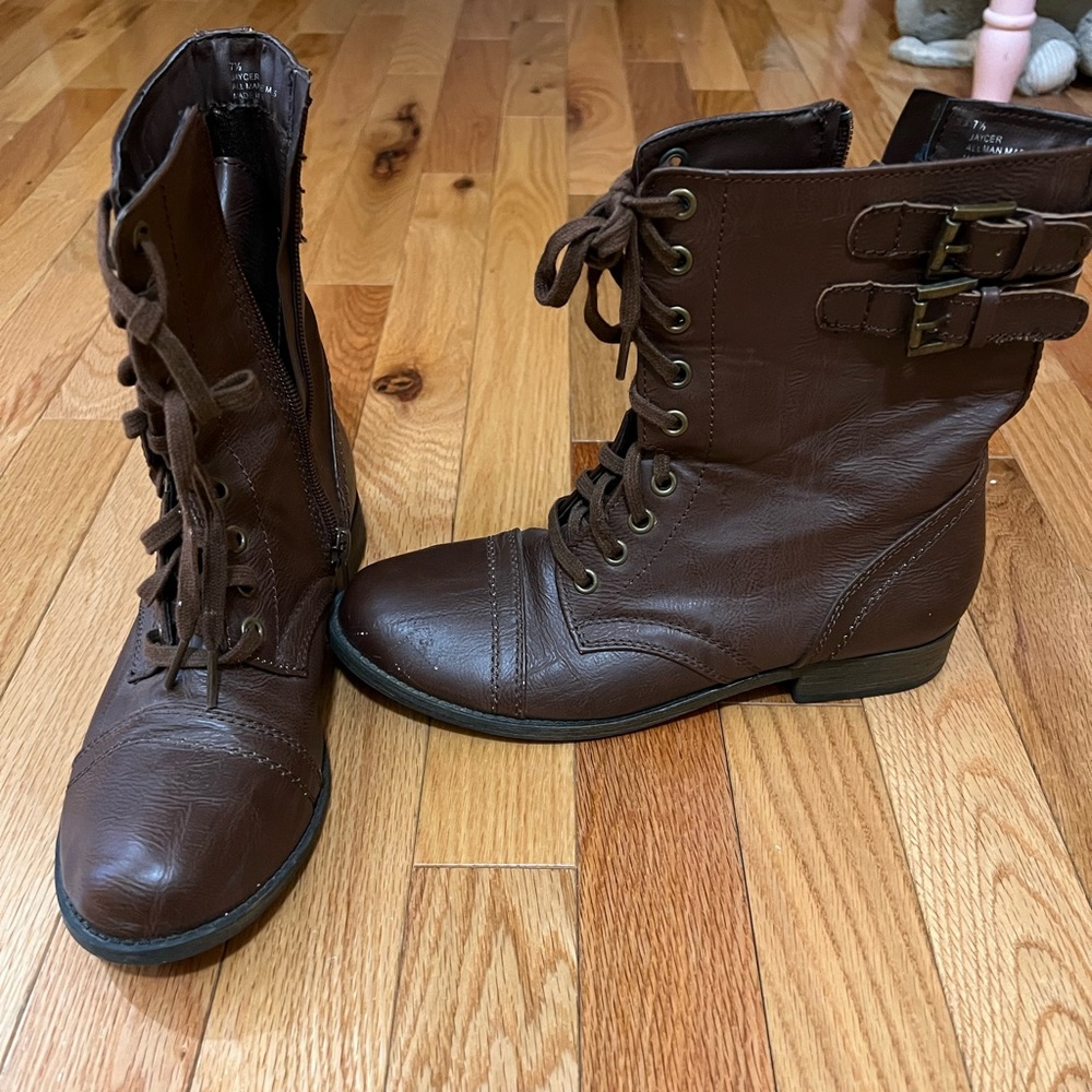 Rampage 7.5 brown boots